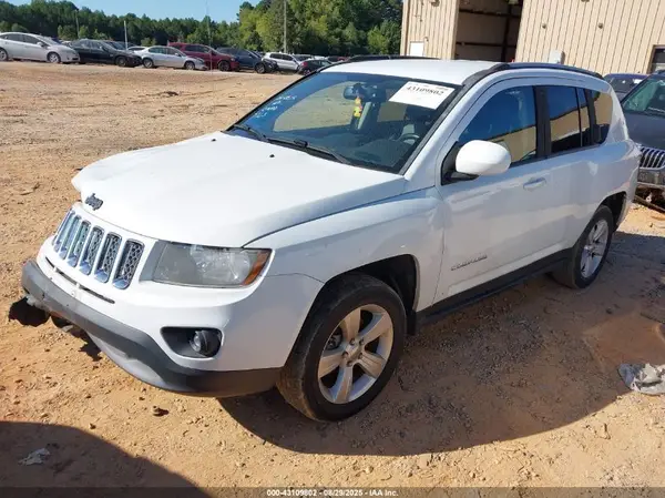 1C4NJDEB9GD597723 2016 JEEP COMPASS - Image 2