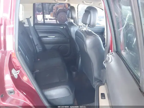 1C4NJDEB9GD630803 2016 JEEP COMPASS - Image 8
