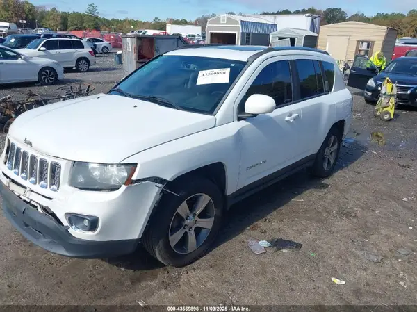 1C4NJDEB9GD639775 2016 JEEP COMPASS - Image 2