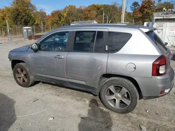 1C4NJDEB9GD671223 2016 JEEP COMPASS - Image 2