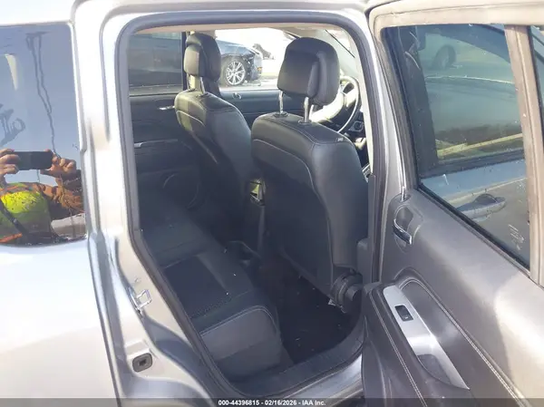1C4NJDEB9GD723028 2016 JEEP COMPASS - Image 8