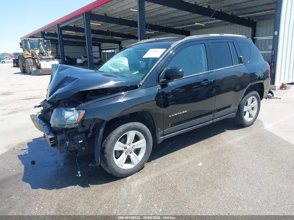 1C4NJDEB9GD733140 2016 JEEP COMPASS - Image 2
