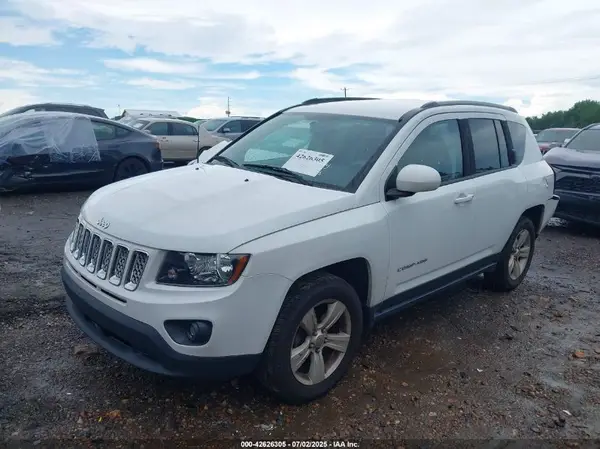 1C4NJDEB9GD745076 2016 JEEP COMPASS - Image 2