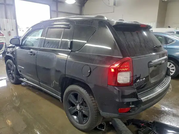1C4NJDEB9GD746020 2016 JEEP COMPASS - Image 2