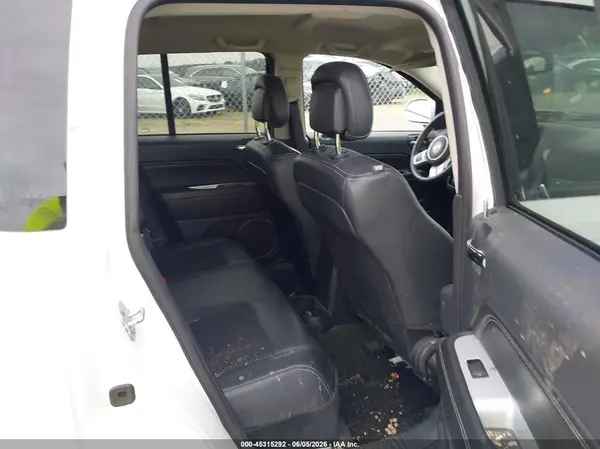 1C4NJDEB9GD757633 2016 JEEP COMPASS - Image 8