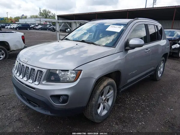 1C4NJDEB9GD758023 2016 JEEP COMPASS - Image 2