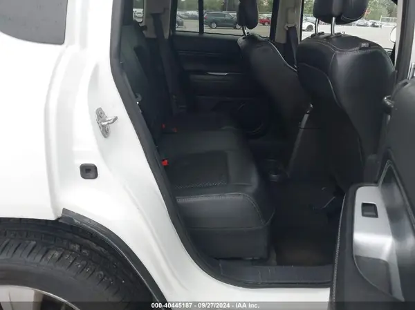 1C4NJDEB9GD758958 2016 JEEP COMPASS - Image 8