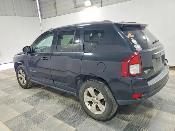 1C4NJDEB9GD759303 2016 JEEP COMPASS - Image 2