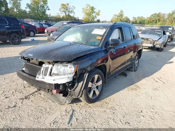 1C4NJDEB9GD764419 2016 JEEP COMPASS - Image 2