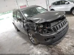 1C4NJDEB9GD764646 2016 JEEP COMPASS