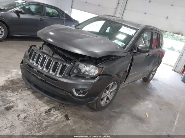 1C4NJDEB9GD764646 2016 JEEP COMPASS - Image 2
