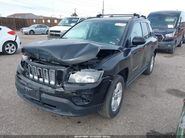 1C4NJDEB9GD781172 2016 JEEP COMPASS - Image 2