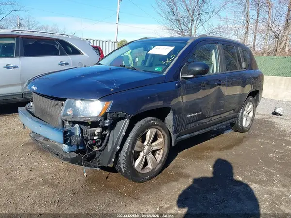 1C4NJDEB9GD810430 2016 JEEP COMPASS - Image 2