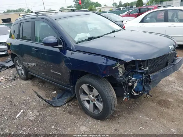 1C4NJDEB9HD110568 2017 JEEP COMPASS - Image 1