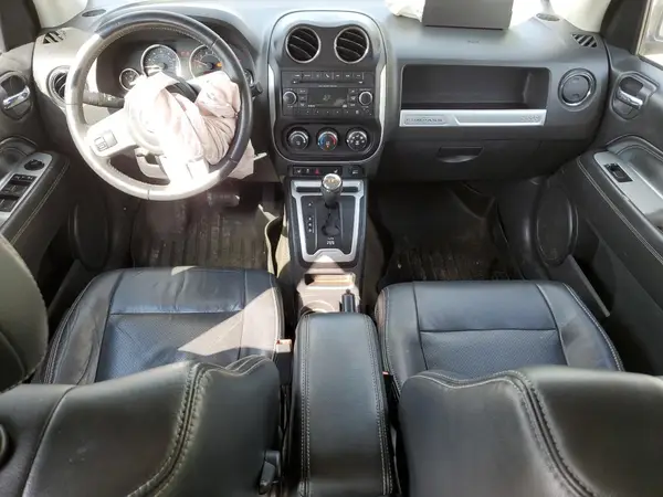 1C4NJDEB9HD111493 2017 JEEP COMPASS - Image 8