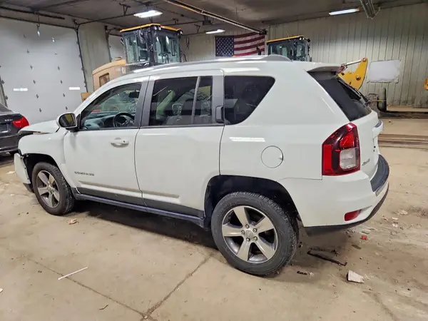 1C4NJDEB9HD112773 2017 JEEP COMPASS - Image 2