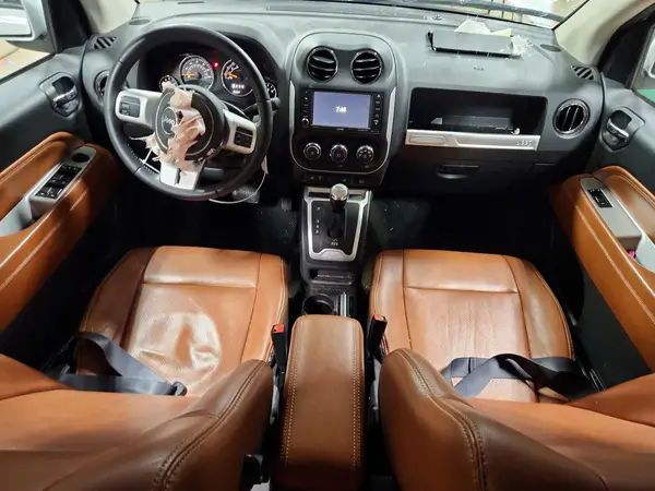 1C4NJDEB9HD112773 2017 JEEP COMPASS - Image 8