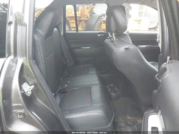 1C4NJDEB9HD113020 2017 JEEP COMPASS - Image 8