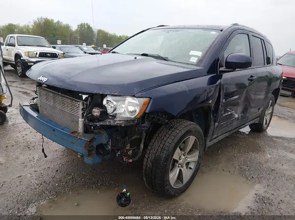 1C4NJDEB9HD113065 2017 JEEP COMPASS - Image 2