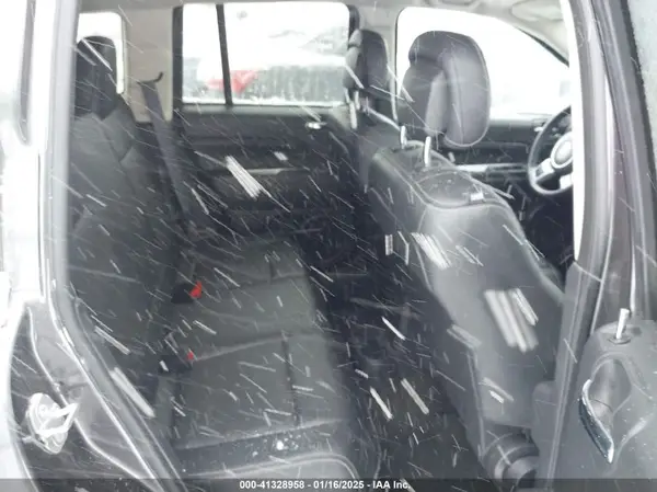 1C4NJDEB9HD113292 2017 JEEP COMPASS - Image 8