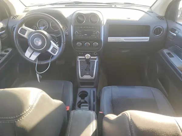1C4NJDEB9HD121876 2017 JEEP COMPASS - Image 8
