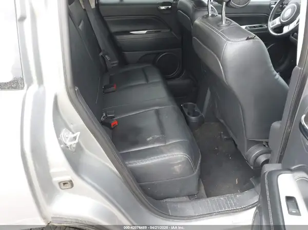 1C4NJDEB9HD122980 2017 JEEP COMPASS - Image 8