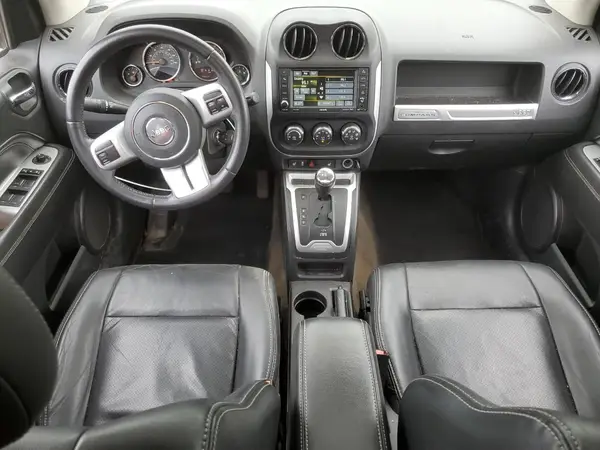 1C4NJDEB9HD128620 2017 JEEP COMPASS - Image 8
