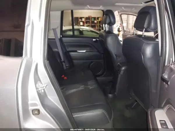 1C4NJDEB9HD139908 2017 JEEP COMPASS - Image 8