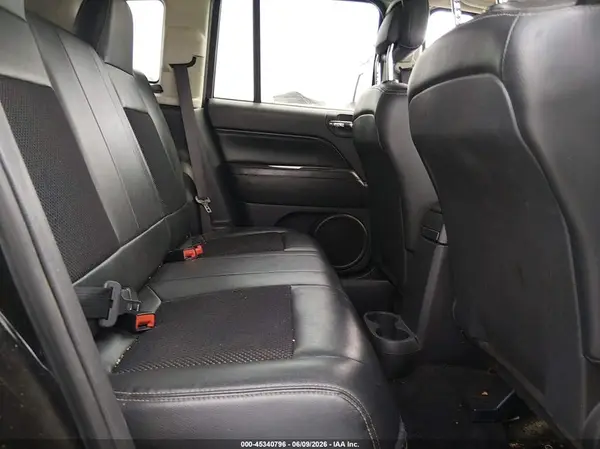 1C4NJDEB9HD154585 2017 JEEP COMPASS - Image 8