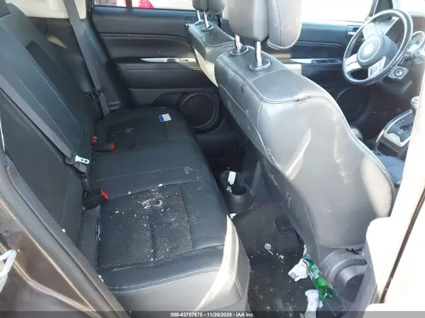 1C4NJDEB9HD176389 2017 JEEP COMPASS - Image 8