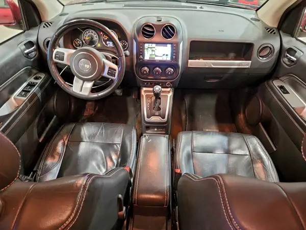 1C4NJDEB9HD177137 2017 JEEP COMPASS - Image 8