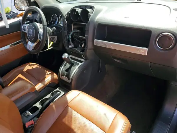 1C4NJDEB9HD178174 2017 JEEP COMPASS - Image 8
