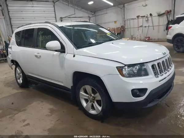 1C4NJDEBXGD586763 2016 JEEP COMPASS - Image 1