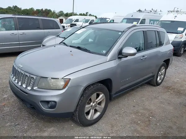1C4NJDEBXGD599030 2016 JEEP COMPASS - Image 2