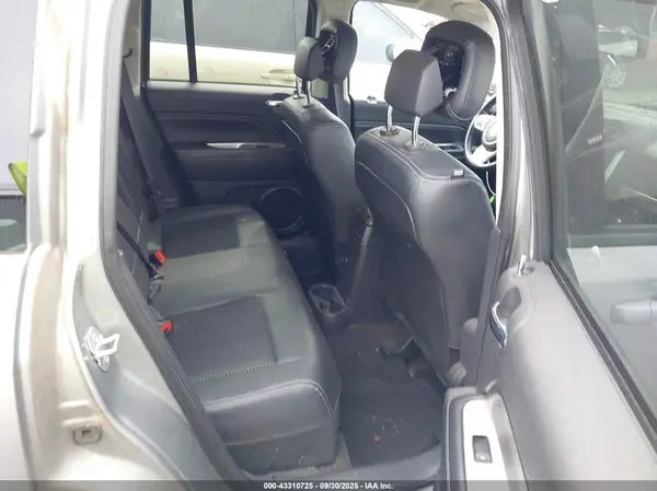 1C4NJDEBXGD599030 2016 JEEP COMPASS - Image 8