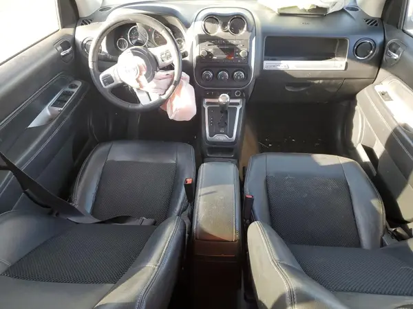 1C4NJDEBXGD616246 2016 JEEP COMPASS - Image 8