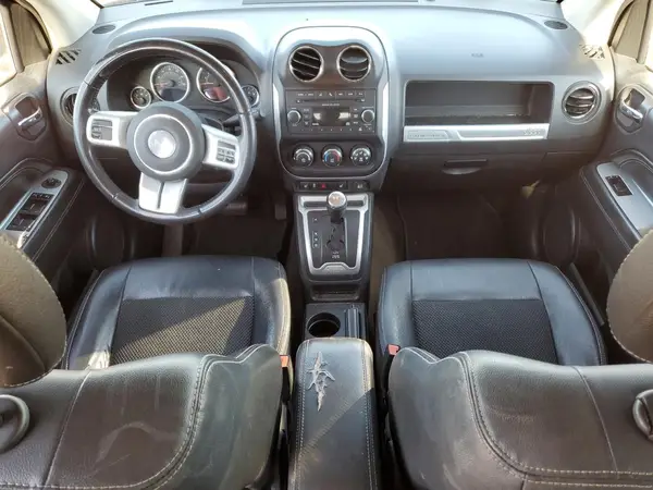 1C4NJDEBXGD617106 2016 JEEP COMPASS - Image 8