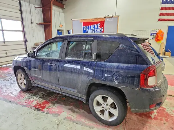 1C4NJDEBXGD630809 2016 JEEP COMPASS - Image 2