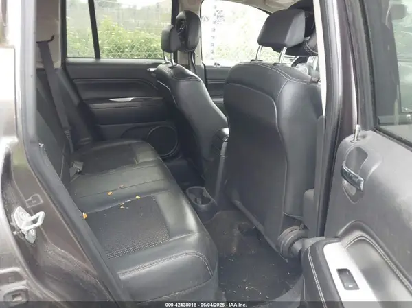 1C4NJDEBXGD645956 2016 JEEP COMPASS - Image 8
