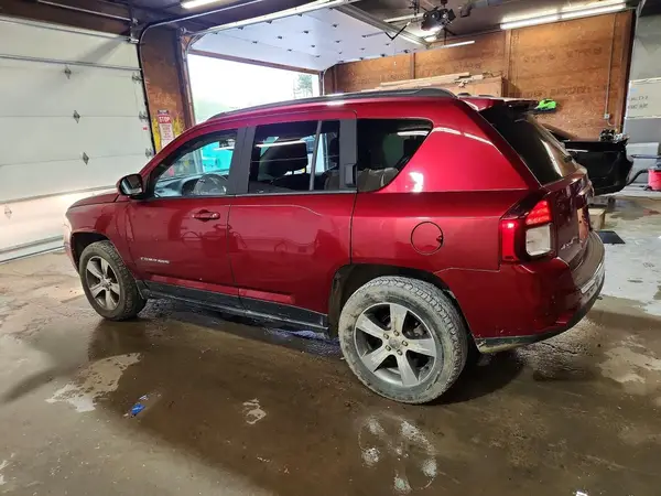 1C4NJDEBXGD650977 2016 JEEP COMPASS - Image 2