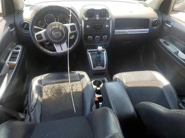 1C4NJDEBXGD663048 2016 JEEP COMPASS - Image 8