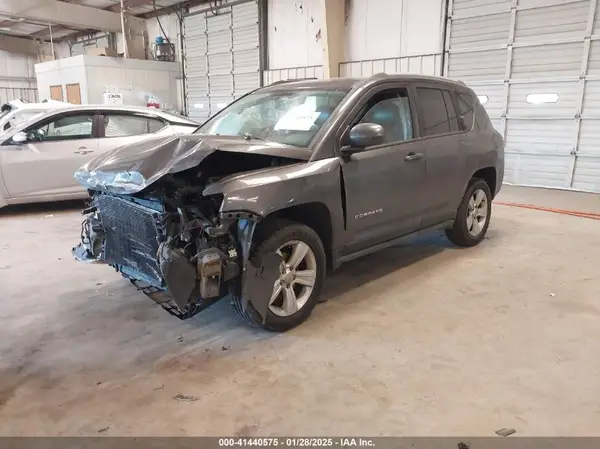 1C4NJDEBXGD663504 2016 JEEP COMPASS - Image 2