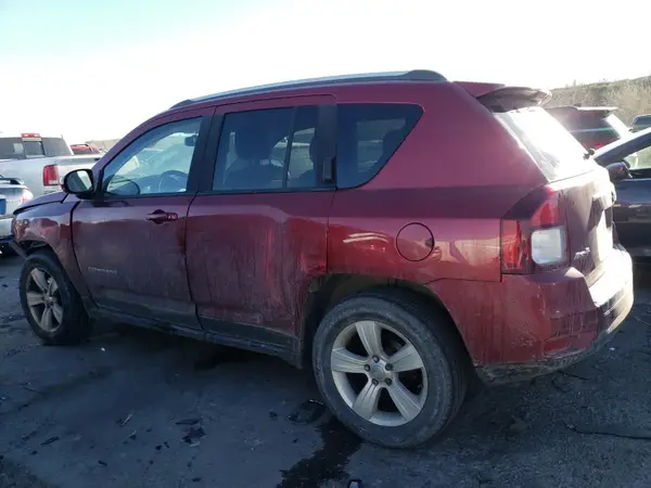 1C4NJDEBXGD685650 2016 JEEP COMPASS - Image 2