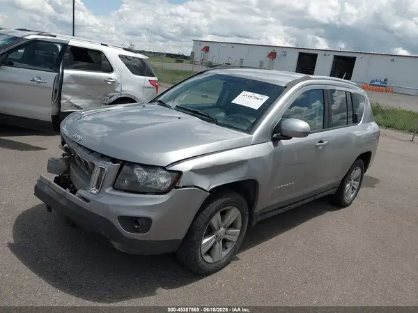 1C4NJDEBXGD686748 2016 JEEP COMPASS - Image 2