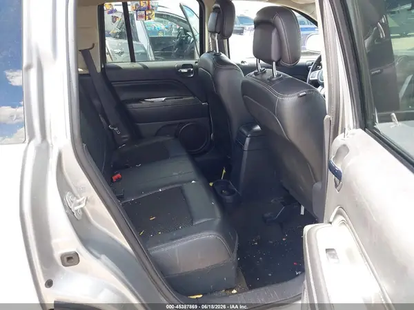 1C4NJDEBXGD686748 2016 JEEP COMPASS - Image 8