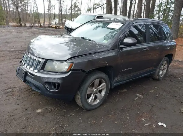 1C4NJDEBXGD707730 2016 JEEP COMPASS - Image 2