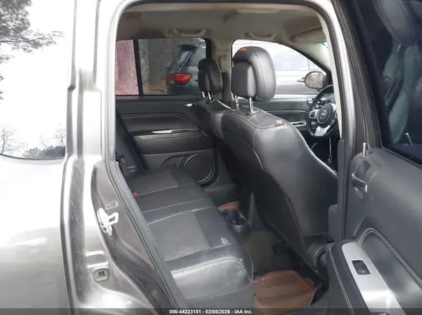 1C4NJDEBXGD707730 2016 JEEP COMPASS - Image 8