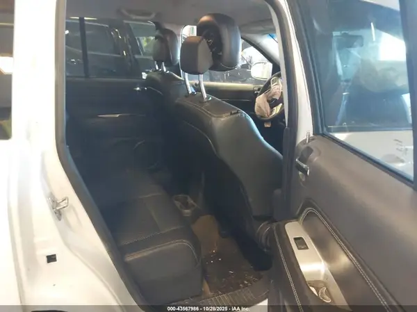 1C4NJDEBXGD713818 2016 JEEP COMPASS - Image 8