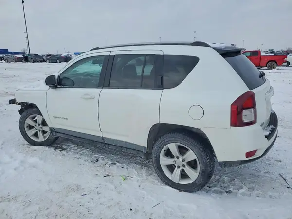 1C4NJDEBXGD714693 2016 JEEP COMPASS - Image 2