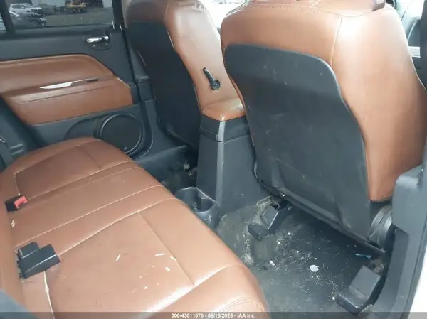 1C4NJDEBXGD725001 2016 JEEP COMPASS - Image 8